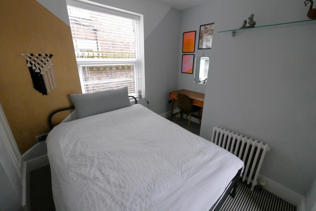 Quirky Spacious Ground Floor Victorian Garden Flat Worthing Exterior photo